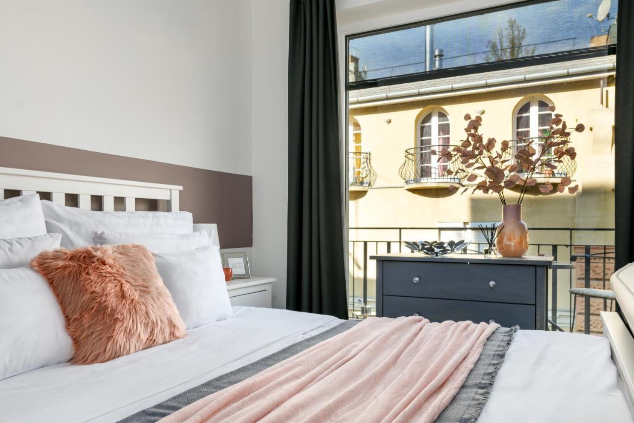 Leonardo50 Apartment Будапеща Екстериор снимка